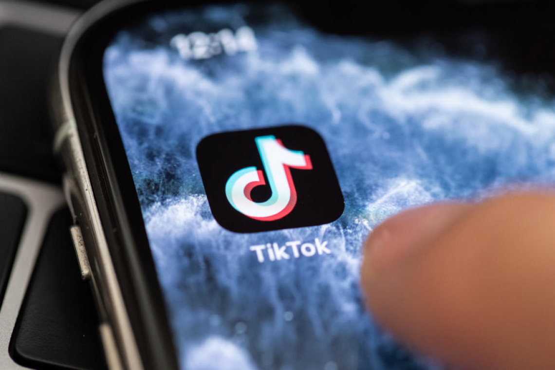 TikTok bo delil oglaševalske prihodke z ustvarjalci