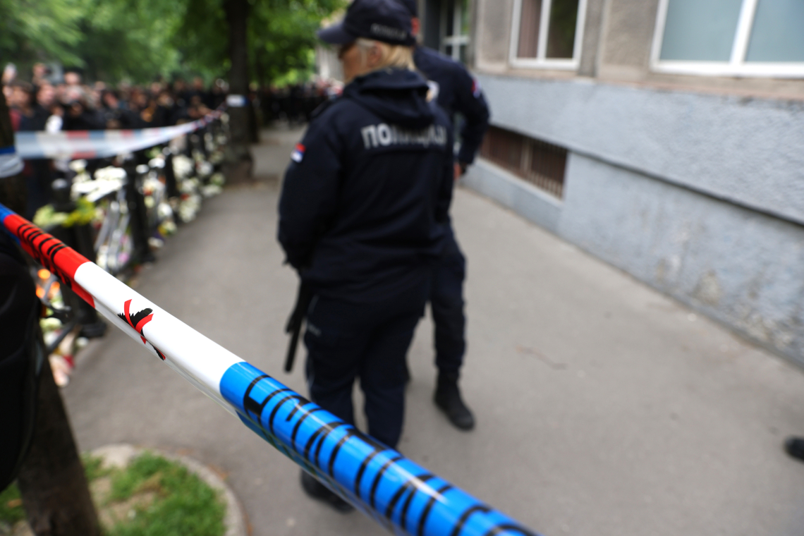 V streljanju pri srbskem Mladenovcu 8 ubitih in 13 ranjenih