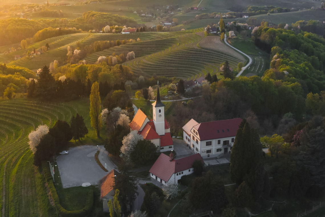 Med 100 najboljšimi trajnostnimi turističnimi zgodbami šest slovenskih