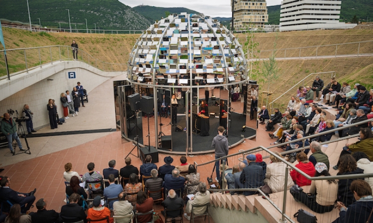 Otvoritev kupole Ingeborg Bachmann povezala evropsko prestolnico kulture in avstrijsko Koroško